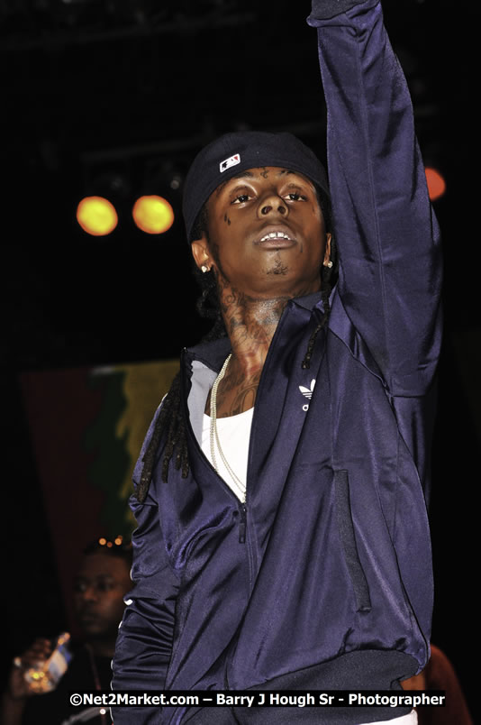 Lil Wayne @ Reggae Sumfest 2008 International Night 2, Catherine Hall, Montego Bay - Saturday, July 19, 2008 - Reggae Sumfest 2008 July 13 - July 19, 2008 - Photographs by Net2Market.com - Barry J. Hough Sr. Photojournalist/Photograper - Photographs taken with a Nikon D300 - Negril Travel Guide, Negril Jamaica WI - http://www.negriltravelguide.com - info@negriltravelguide.com...!