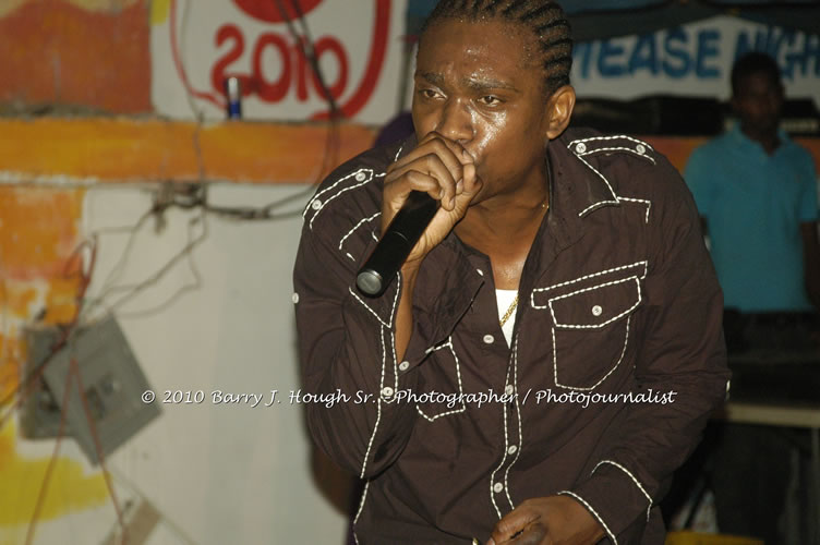 Busy Signal & Kip Rich- Also featuring: Mona Lisa and Crystal Axe @ Striptease Night Club, Scrub-A-Dub Car Wash, , Whitehall, Negril, Westmoreland, Jamaica W.I. - Photographs by Net2Market.com - Barry J. Hough Sr, Photographer/Photojournalist - The Negril Travel Guide - Negril's and Jamaica's Number One Concert Photography Web Site with over 40,000 Jamaican Concert photographs Published -  Negril Travel Guide, Negril Jamaica WI - http://www.negriltravelguide.com - info@negriltravelguide.com...!