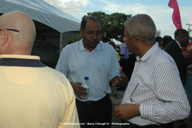 The Ministry of Toursim & The Jamaica Tourist Board present Tourism Awareness Concert in Commemoration of the Start of the 07/08 Winter Tourist Season - Guest Performers: Third World, Tessane Chin, Etana, Assassin, One Third, Christopher Martin, Gumption Band - Saturday, December 15, 2007 - Old Hospital Site, on the Hip Strip, Montego Bay, Jamaica W.I. - Photographs by Net2Market.com - Barry J. Hough Sr, Photographer - Negril Travel Guide, Negril Jamaica WI - http://www.negriltravelguide.com - info@negriltravelguide.com...!