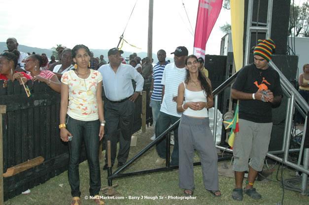 The Ministry of Toursim & The Jamaica Tourist Board present Tourism Awareness Concert in Commemoration of the Start of the 07/08 Winter Tourist Season - Guest Performers: Third World, Tessane Chin, Etana, Assassin, One Third, Christopher Martin, Gumption Band - Saturday, December 15, 2007 - Old Hospital Site, on the Hip Strip, Montego Bay, Jamaica W.I. - Photographs by Net2Market.com - Barry J. Hough Sr, Photographer - Negril Travel Guide, Negril Jamaica WI - http://www.negriltravelguide.com - info@negriltravelguide.com...!