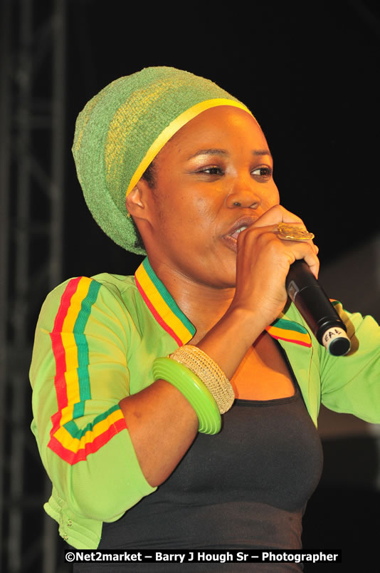 Queen Ifrica @ Unite The People An International Reggae Fest, Featuring: Beres Hammond, Coco T, Queen Ifrica, Khalil, Cameal Davis, Iley Dread, Rochelle, Geoffrey Star, Ras Penco, Kool DeLoy, Otis Gayle, J.McKay, Tiney Winey, Venue at Norman Manley Boulevard, Negril, Westmoreland, Jamaica - Saturday, April 4, 2009 - Photographs by Net2Market.com - Barry J. Hough Sr, Photographer/Photojournalist - Negril Travel Guide, Negril Jamaica WI - http://www.negriltravelguide.com - info@negriltravelguide.com...!