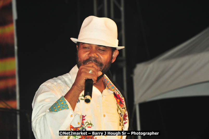 Unite The People An International Reggae Fest, Featuring: Beres Hammond, Coco T, Queen Ifrica, Khalil, Cameal Davis, Iley Dread, Rochelle, Geoffrey Star, Ras Penco, Kool DeLoy, Otis Gayle, J.McKay, Tiney Winey, Venue at Norman Manley Boulevard, Negril, Westmoreland, Jamaica - Saturday, April 4, 2009 - Photographs by Net2Market.com - Barry J. Hough Sr, Photographer/Photojournalist - Negril Travel Guide, Negril Jamaica WI - http://www.negriltravelguide.com - info@negriltravelguide.com...!